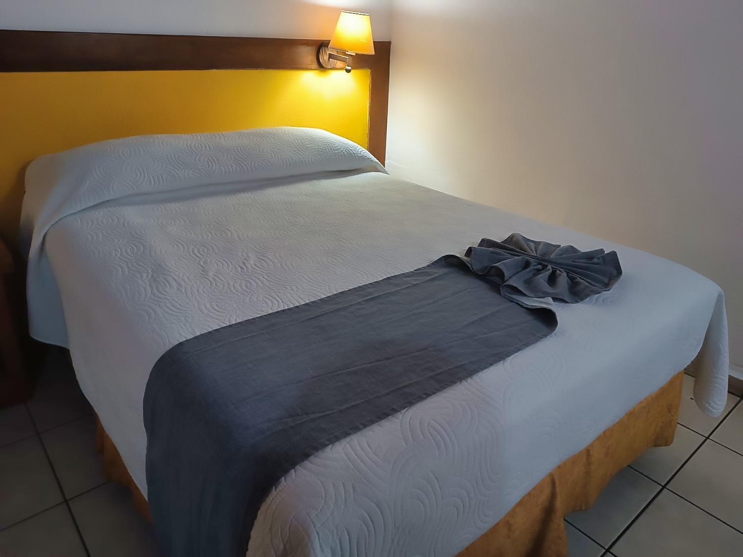 Hotel Pez Vela Мансанильо Экстерьер фото